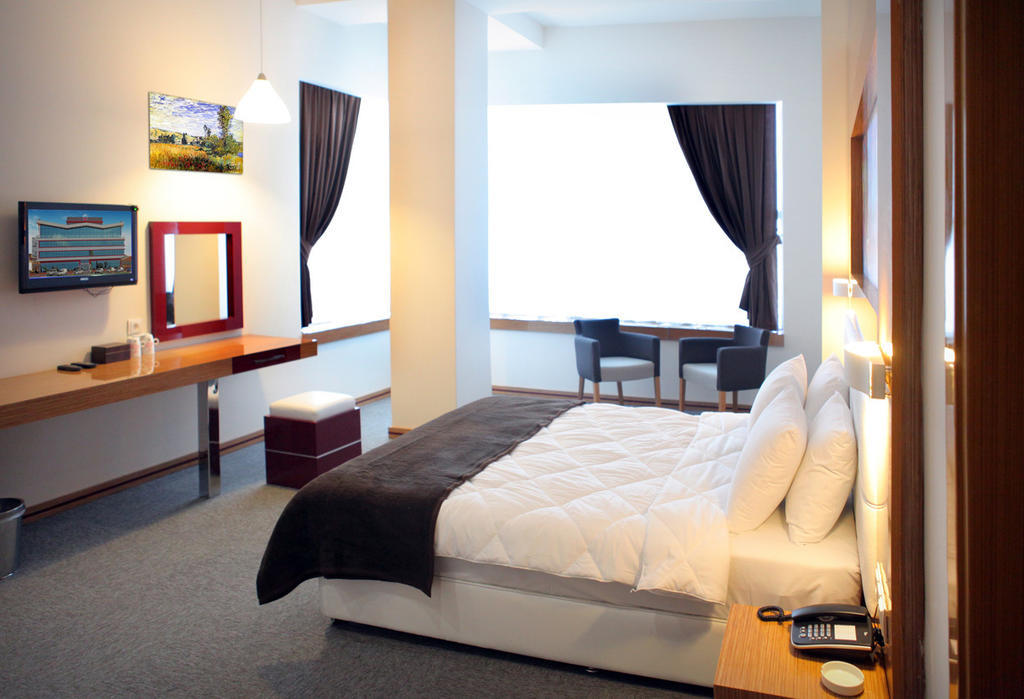 Ege Sevilen Hotel Turgutlu Habitación foto